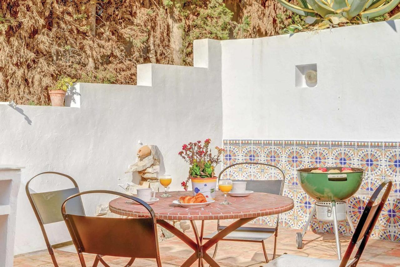 Private Heated Pool, Jacuzzi & 1225M2 Garden In Villa Cipreses Frigiliana Exterior foto