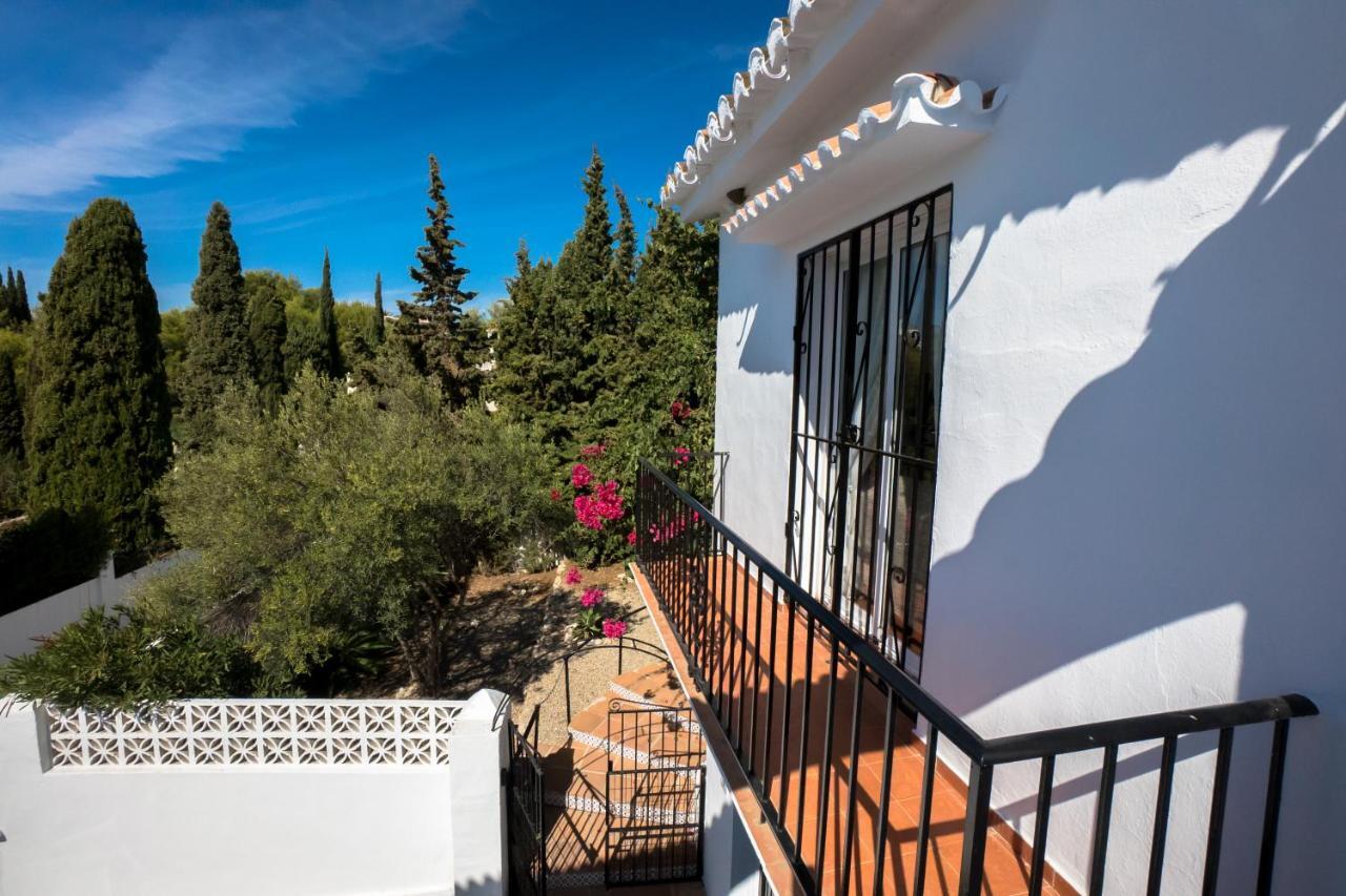 Private Heated Pool, Jacuzzi & 1225M2 Garden In Villa Cipreses Frigiliana Exterior foto